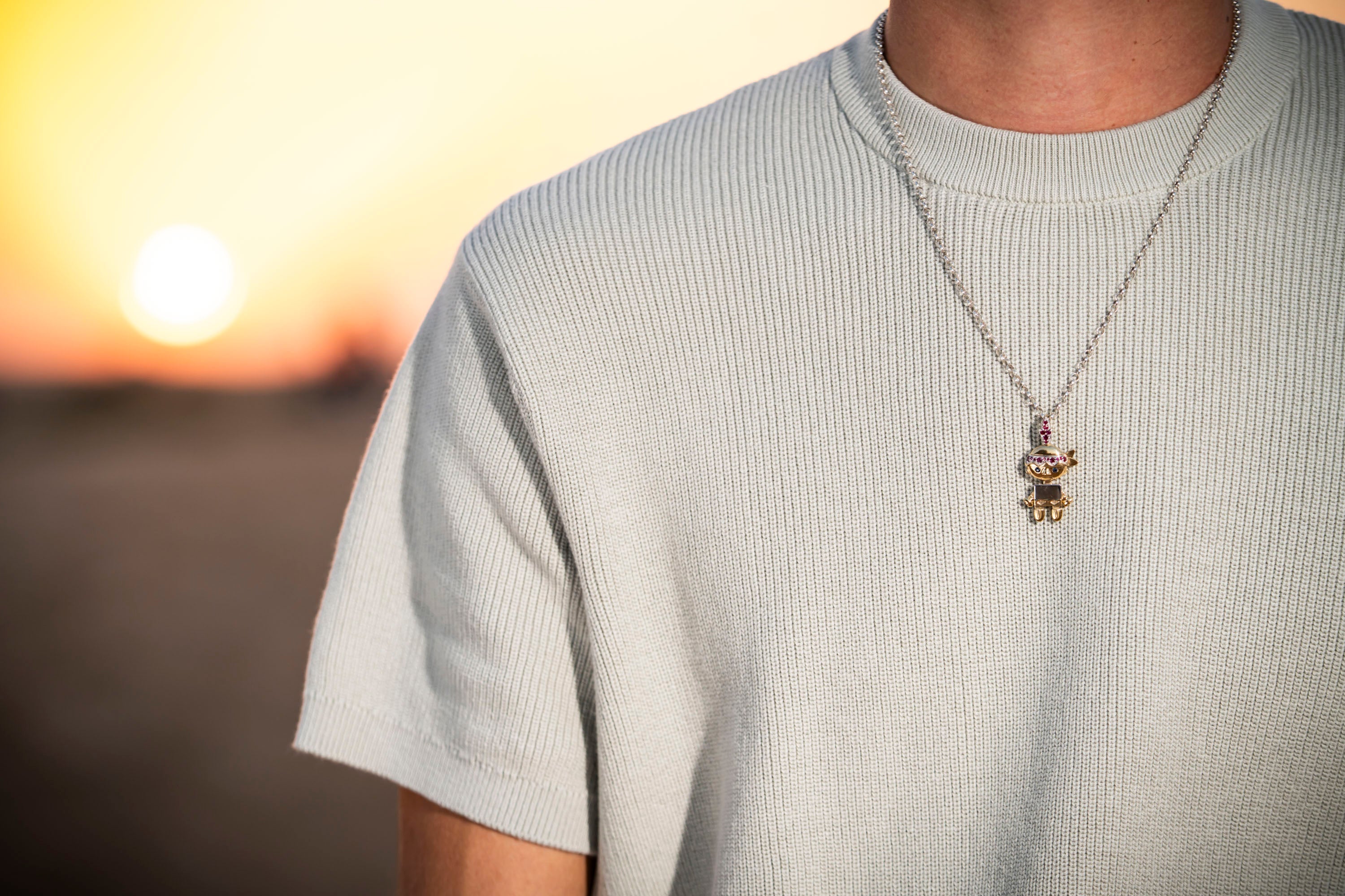 tahos jewel necklace